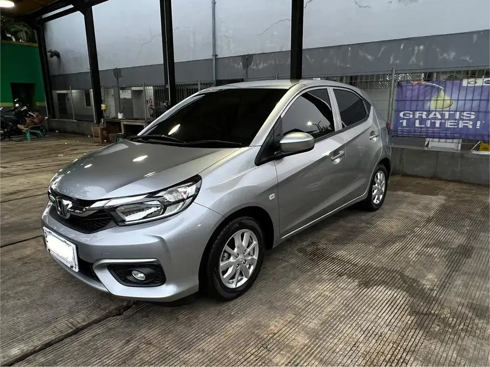 Honda Brio Satya 1.2 CVT AT Silver