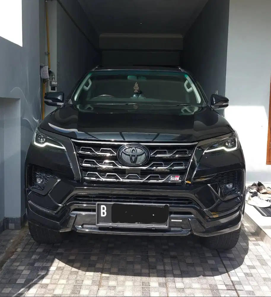 Toyota Fortuner 2107  tipe : 2.4 G - Diesel AT