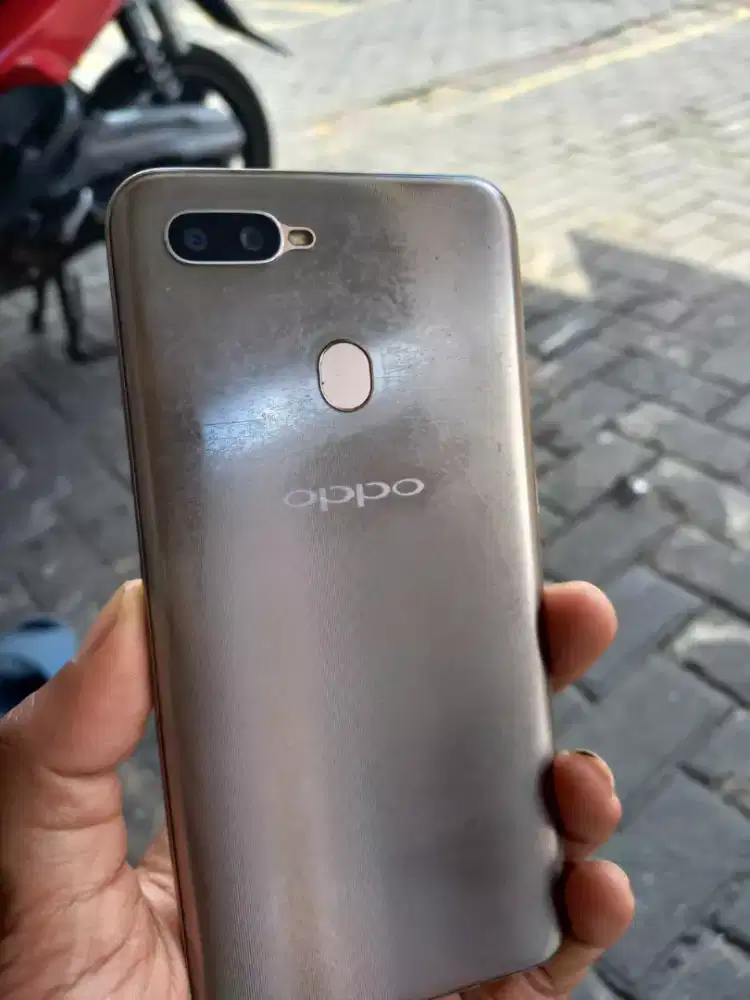 Oppo A7 ram4/64