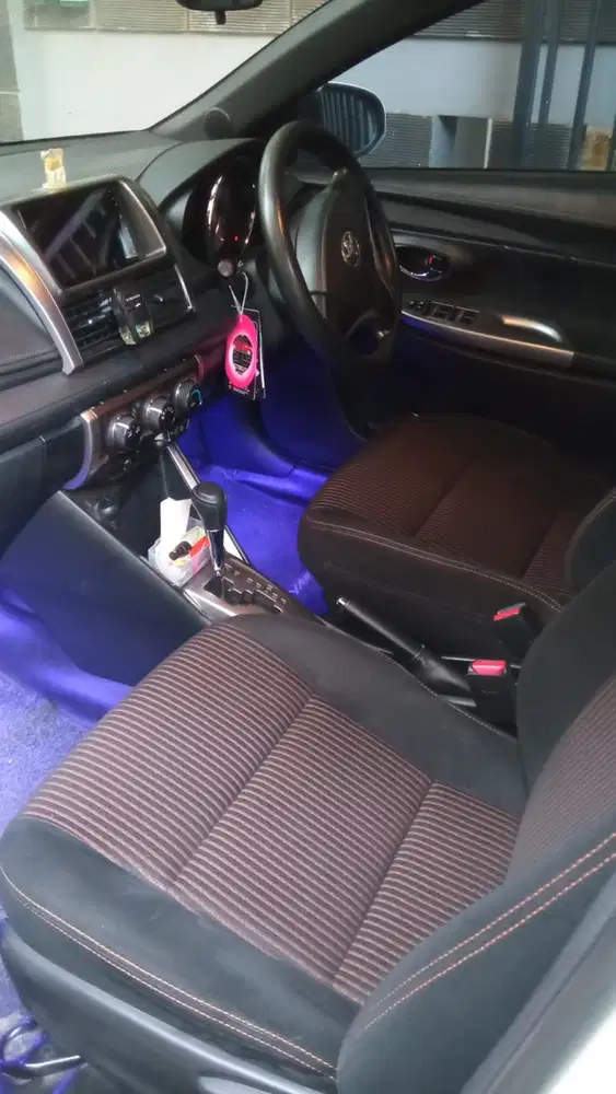 Toyota Yaris 2015 matic Bensin