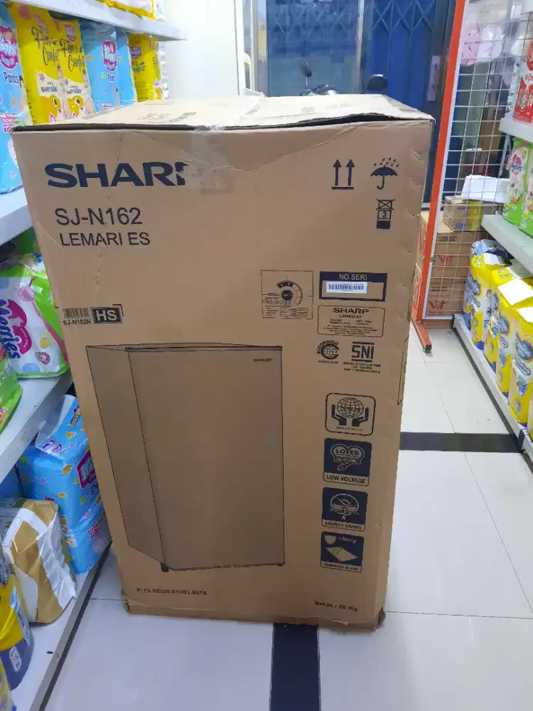 Kulkas sharp 1 pintu type SJ-N162 masih baru