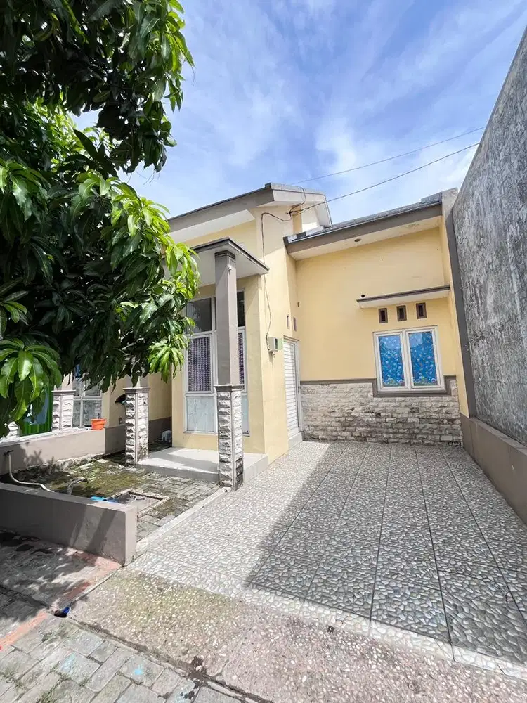 Rumah Minimalis Modern Strategis Dekat Pratama Badminton Arena