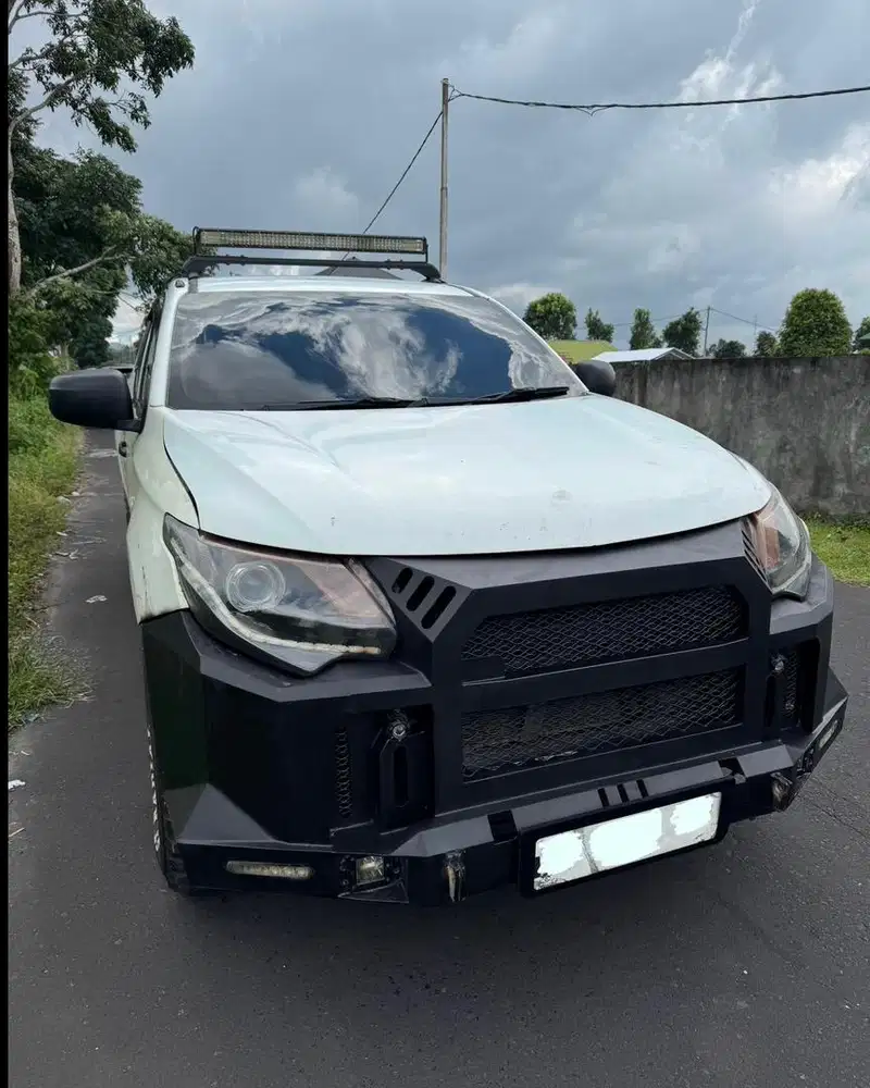 Mitsubishi Triton Double Cabin 2016 2.5 Diesel 4x4 (AX)