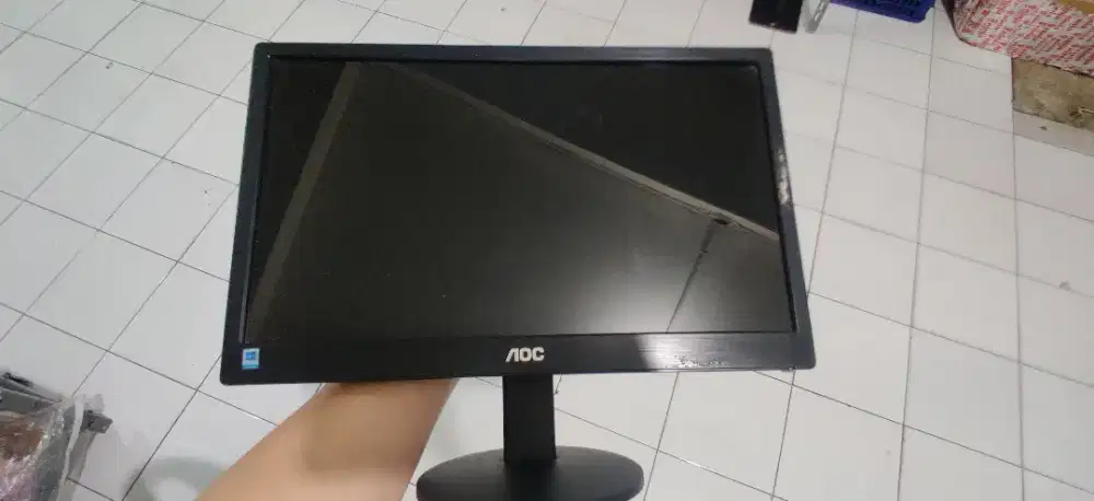 Monitor LCD AOC 16 Inch - Seri E1670SWU (USB Powered)