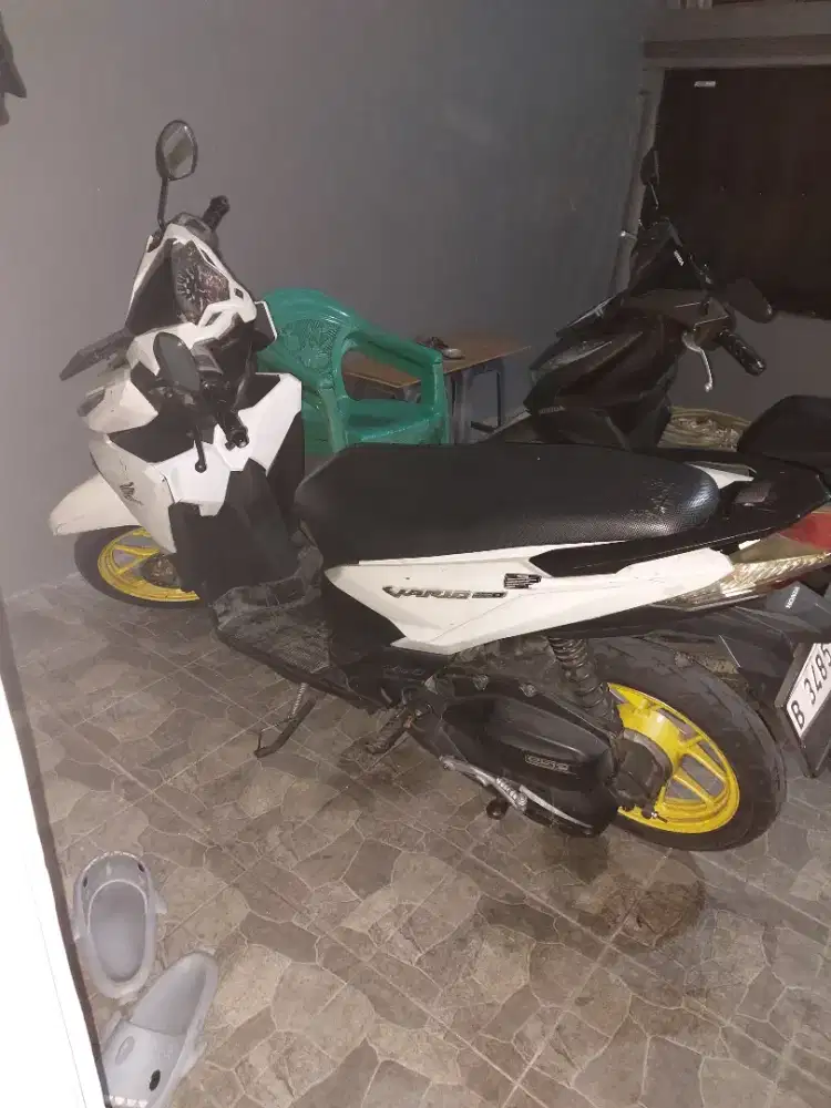 Dijual motor honda vario 150cc thn 2018.