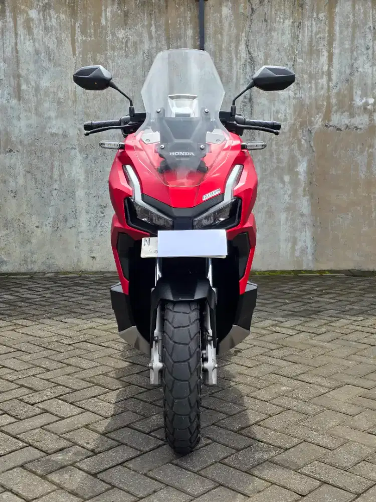 Honda ADV 160 ABS Thn 2022 Km 11rb