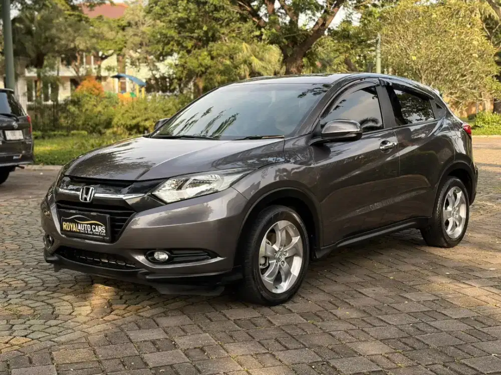 BEST CONDITION!! HONDA HR-V 1.5 E CVT 2017