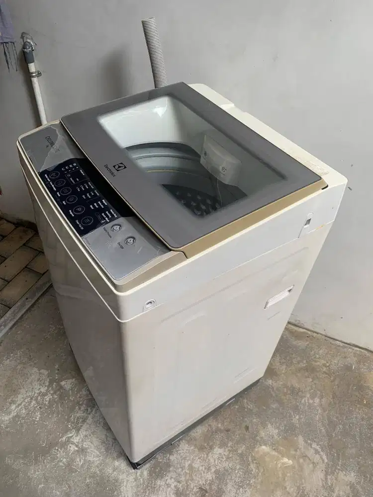 Mesin Cuci Electrolux 7Kilo pintu atas