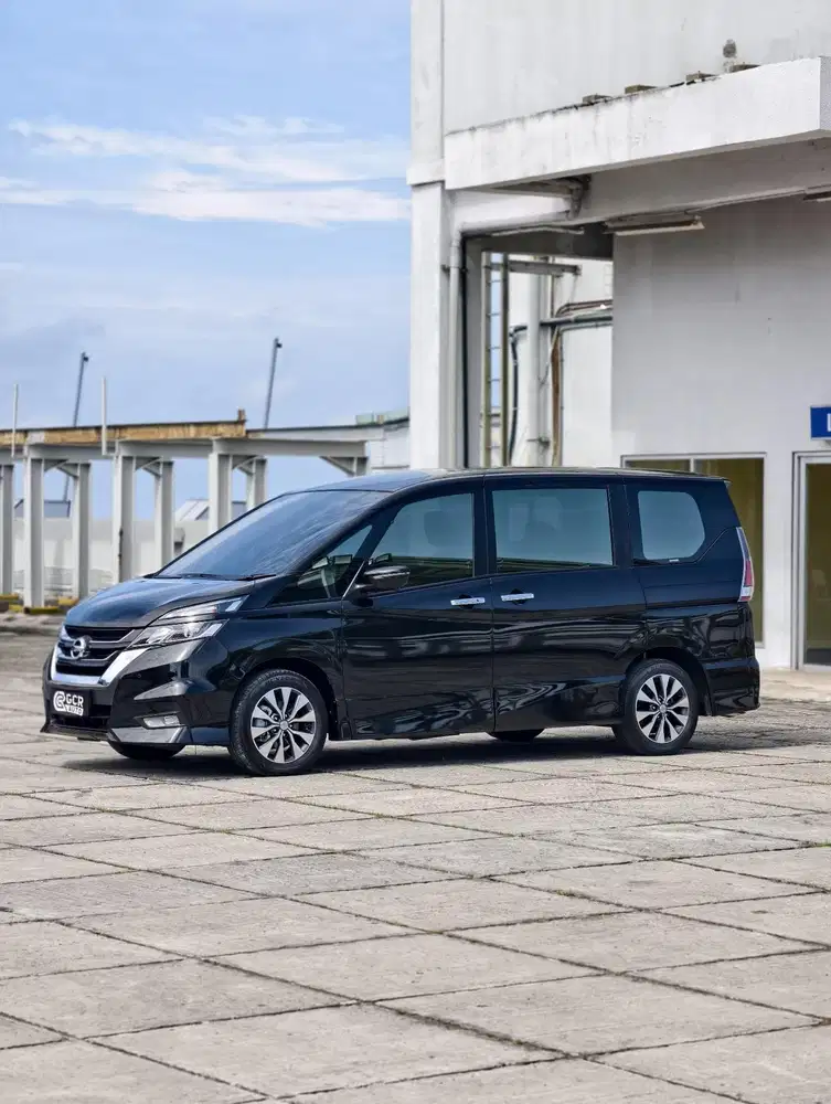 LIKE NEW KM 26rb! NISSAN SERENA HWS 2.0 AT MATIC BENSIN 2023 / 2024