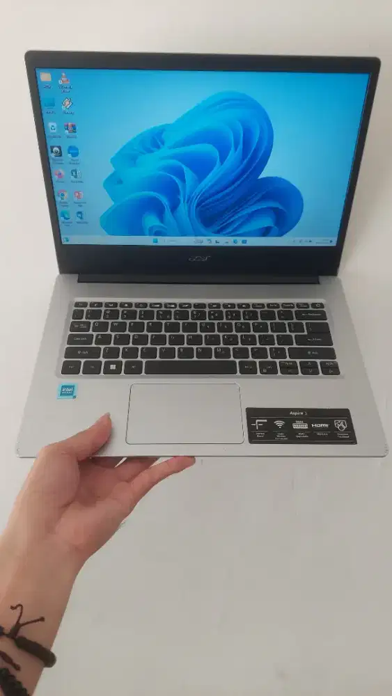 JUAL LAPTOP ACER ASPIRE 3 A314-53 INTEL N5100,RAM8GB DDR4,SSD512GB