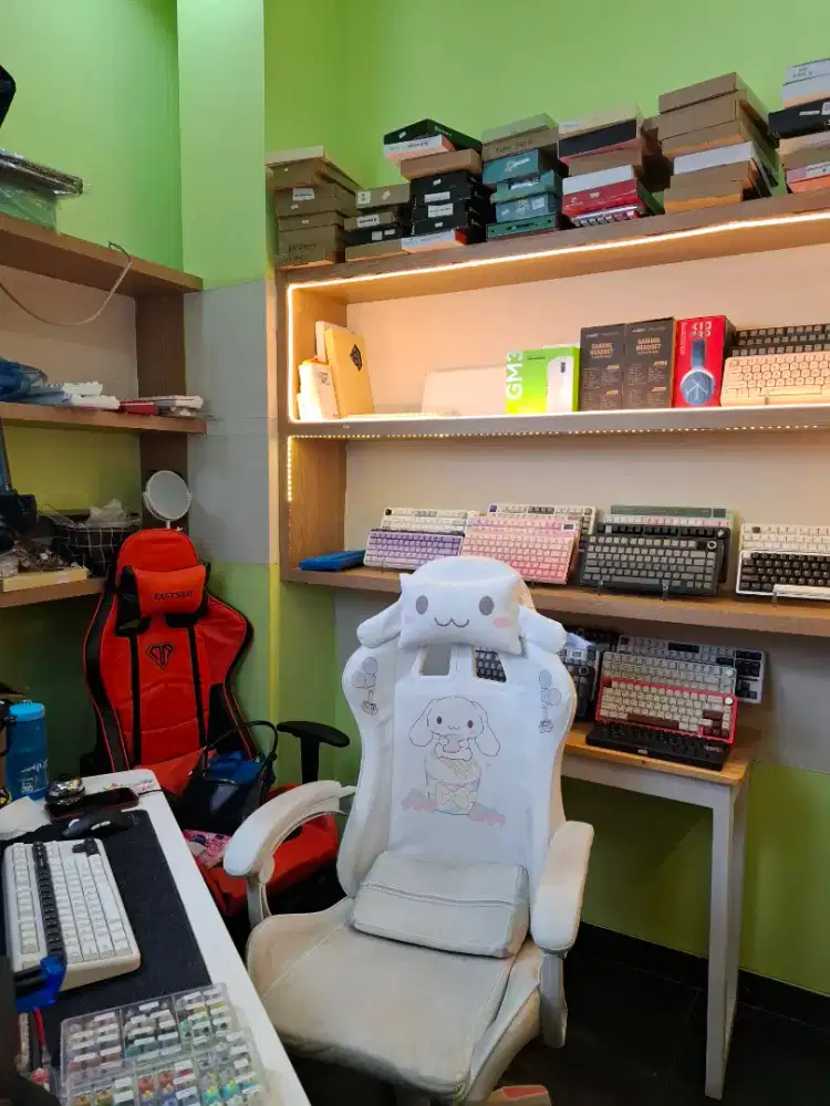 Lowongan kerja ADMIN GUDANG, HOST LIVE, TEKNISI, KONTEN KREATOR