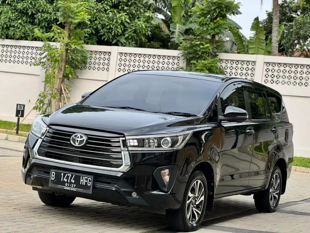Toyota Innova V Diesel 2022 Hitam