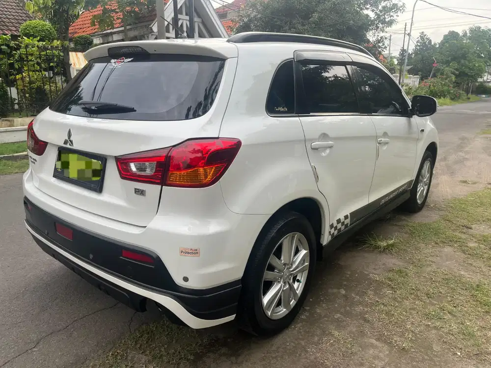 DP 20jt Outlander Sport PX AT 2013 Putih