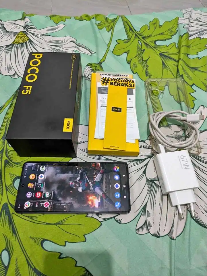 Jual Santai POCO F5 Varian Tertinggi Warna Black Fullset 12/256 GB