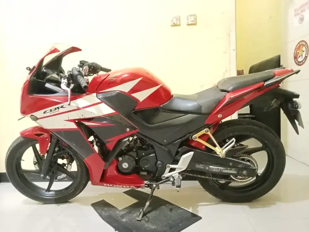 Honda CBR tahun 2015