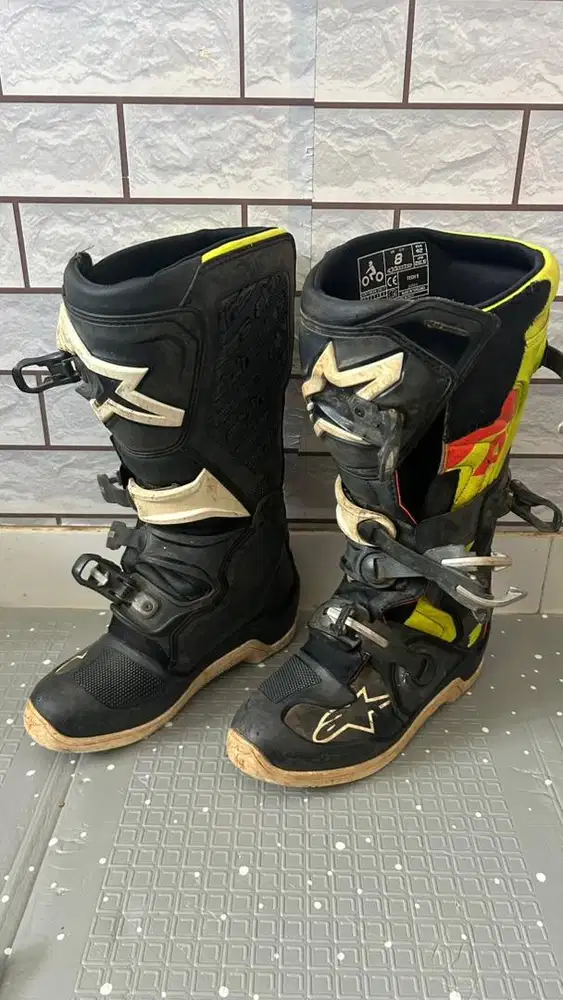 Sepatu Alpinestars Tech 5