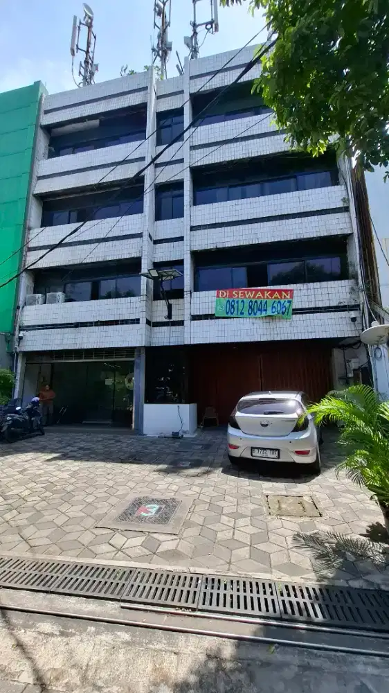 Sewa gedung 4 lantai jakarta pusat