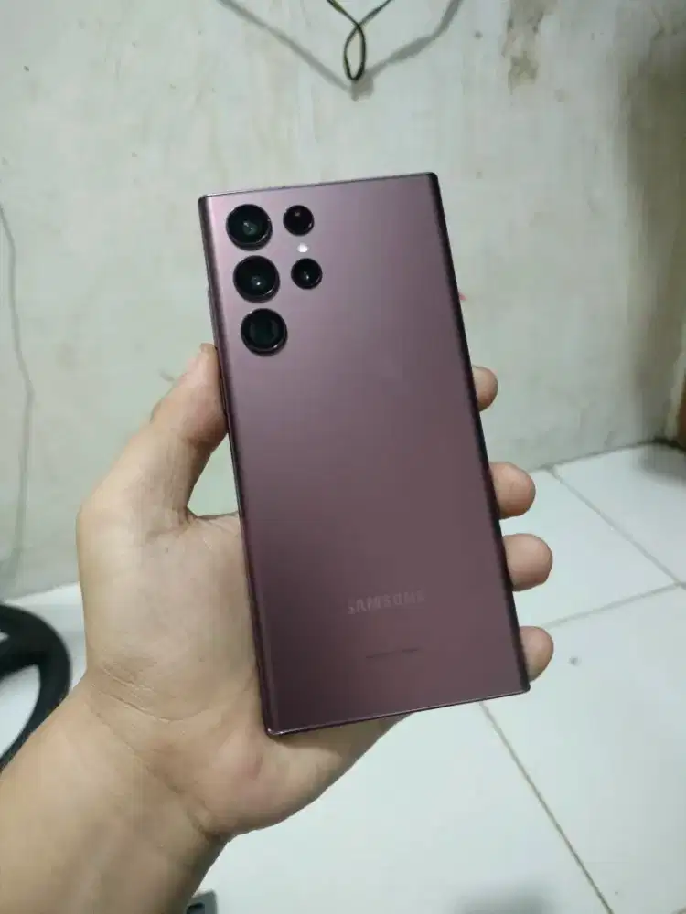 Samsung galaxy S22 ultra 12/512 sein Burgundy