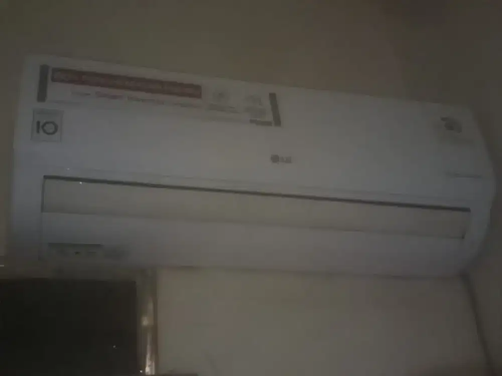 Jual AC 1 pk merk LG inverter daei baru kondisi masih bagus