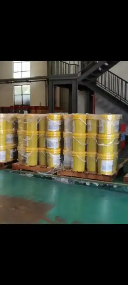 SALES OLI PELUMAS MINYAK GREASE Kapal Mesin industri tambang alatberat