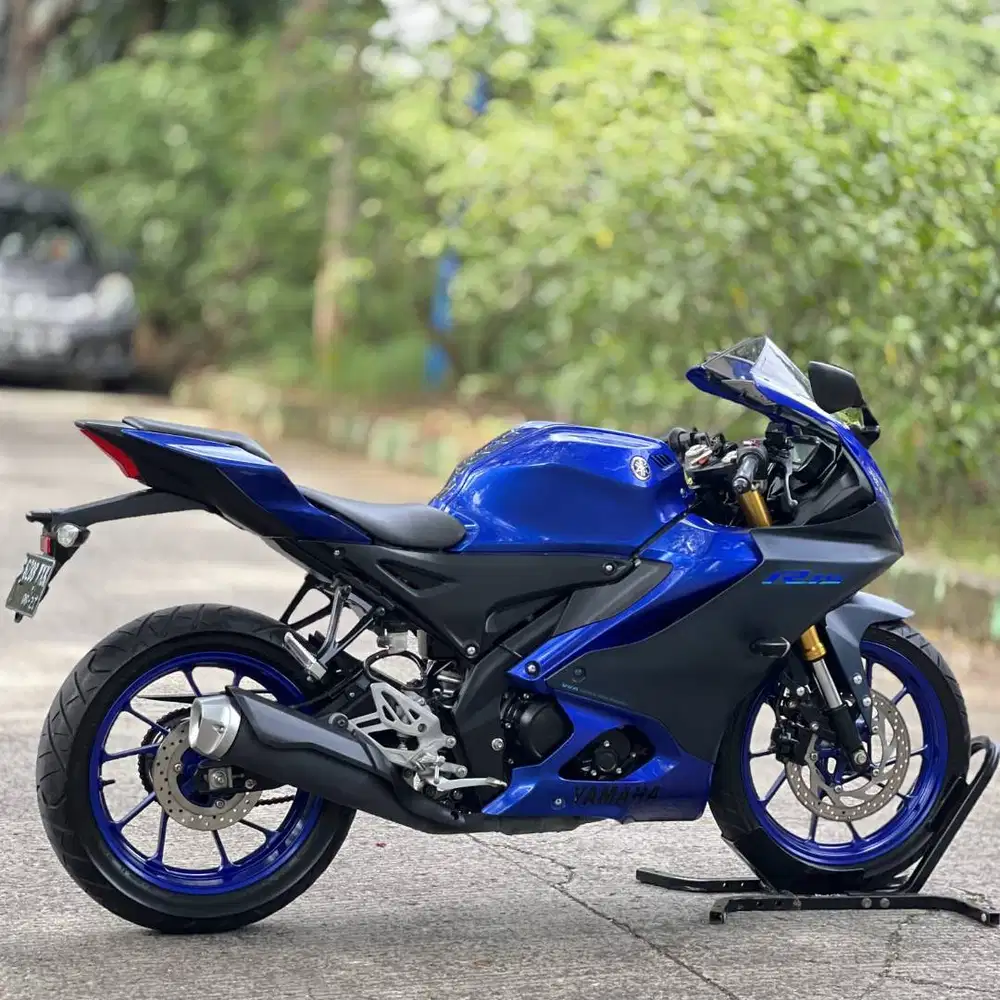 KEREN ABIS! YAMAHA R15 V4 2022 BIRU KM LOW PAJAK PANJANG LIKE NEW