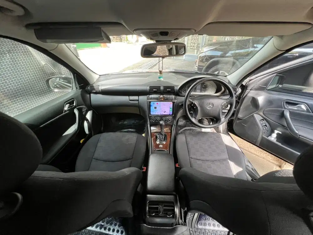 Mercedes Benz W203 C240