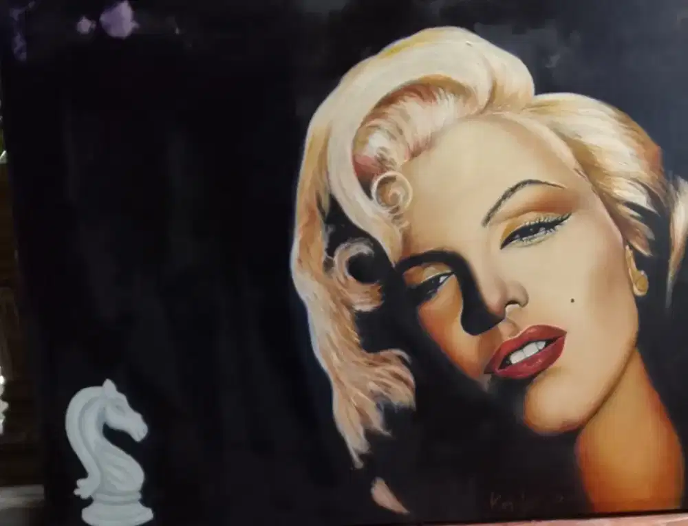 Monroe & White Horse