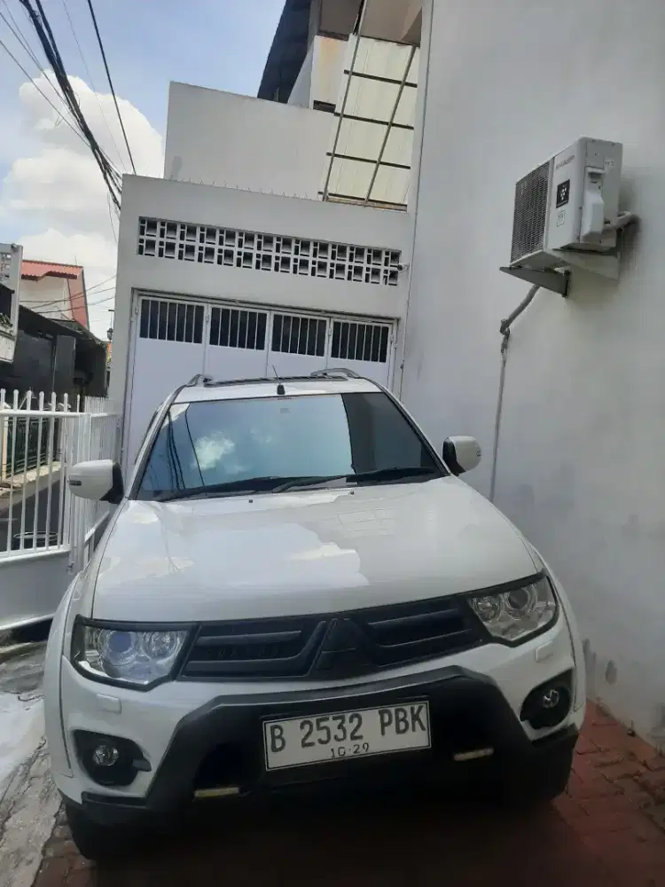 Pajero Sport V6 3.0 tahun 2014