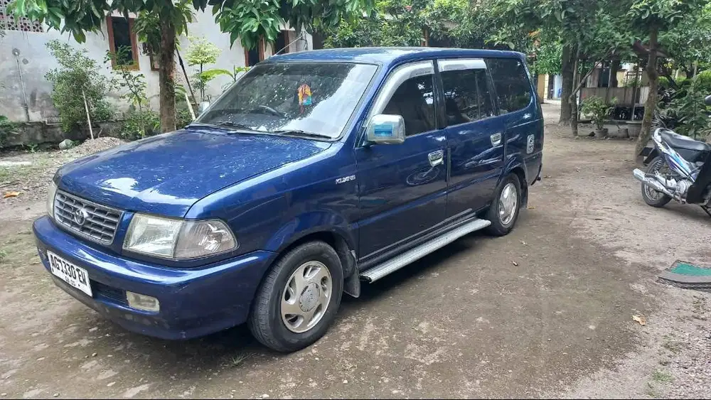 2000 Toyota kijang 2.4 LGX Plat AG subakir mobil bekas sekoto kediri