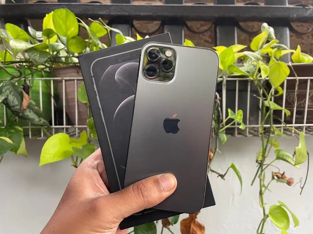 iPhone 12 Pro 128Gb Graphite Beacukai Fullset No Minus setara iBox