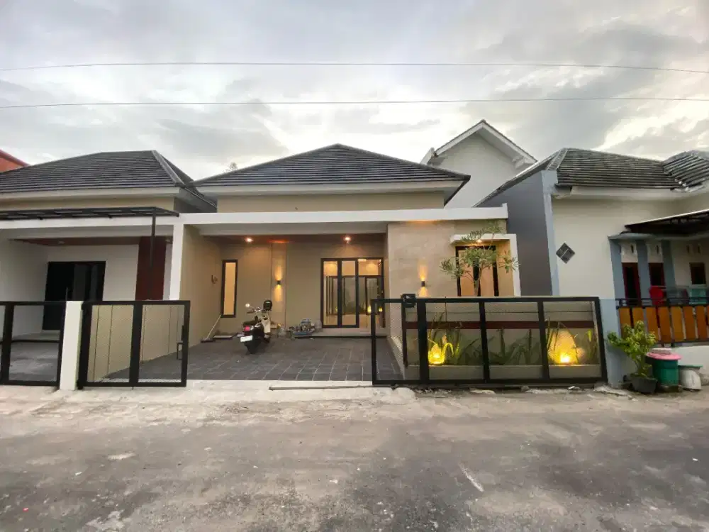 Dijual Rumah Cantik Modern Barat Pasar/Polres Sleman Dekat Ibarbo Park