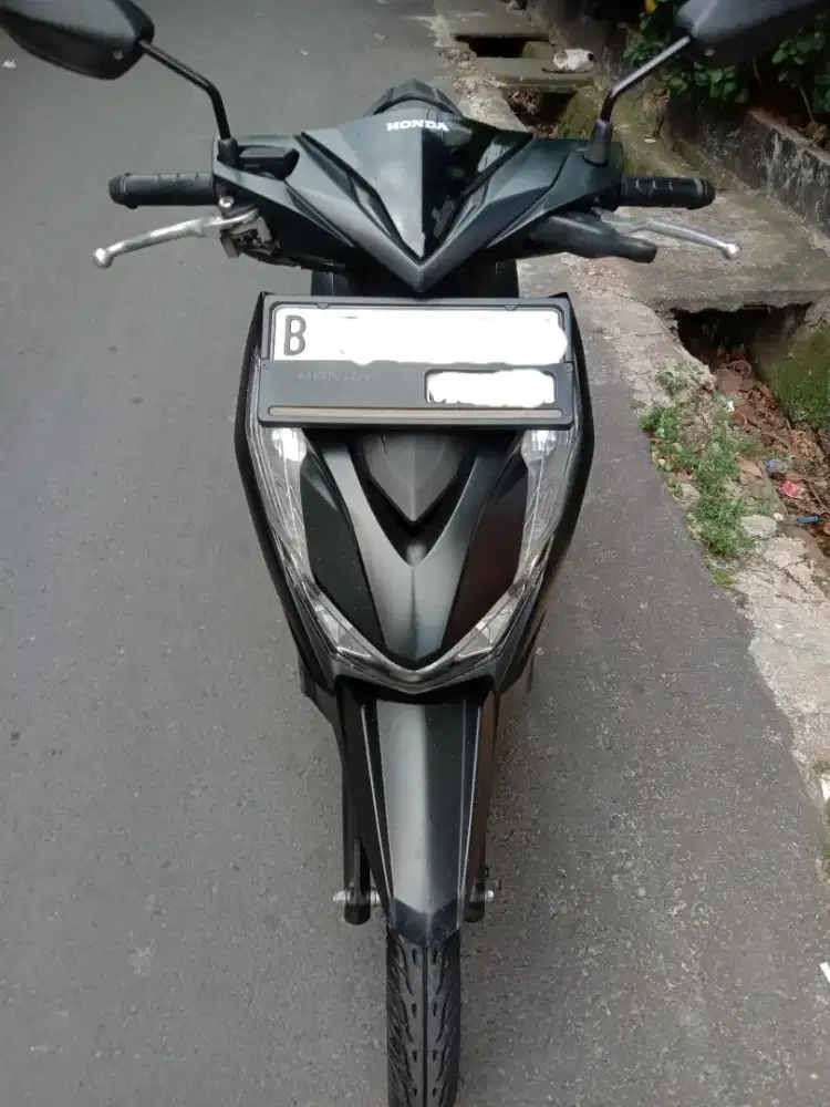 HONDA NEW BEAT LED DELUXE 2023 HITAM
