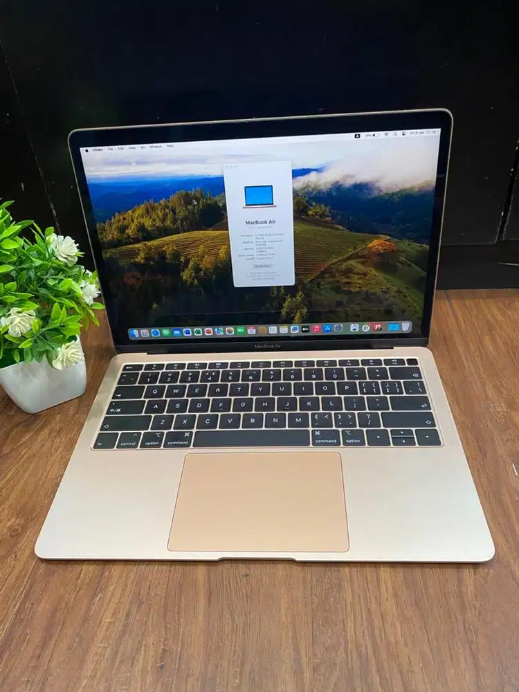 Apple MacBook Air 13-inch 2018