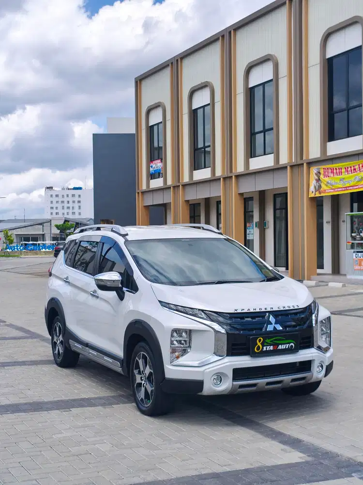 Xpander Cross Matic AT 2021 new interior