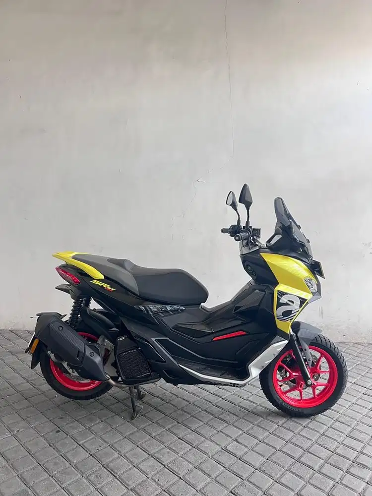 Aprilia  sr gt 200 2022/2024 Super low KM
