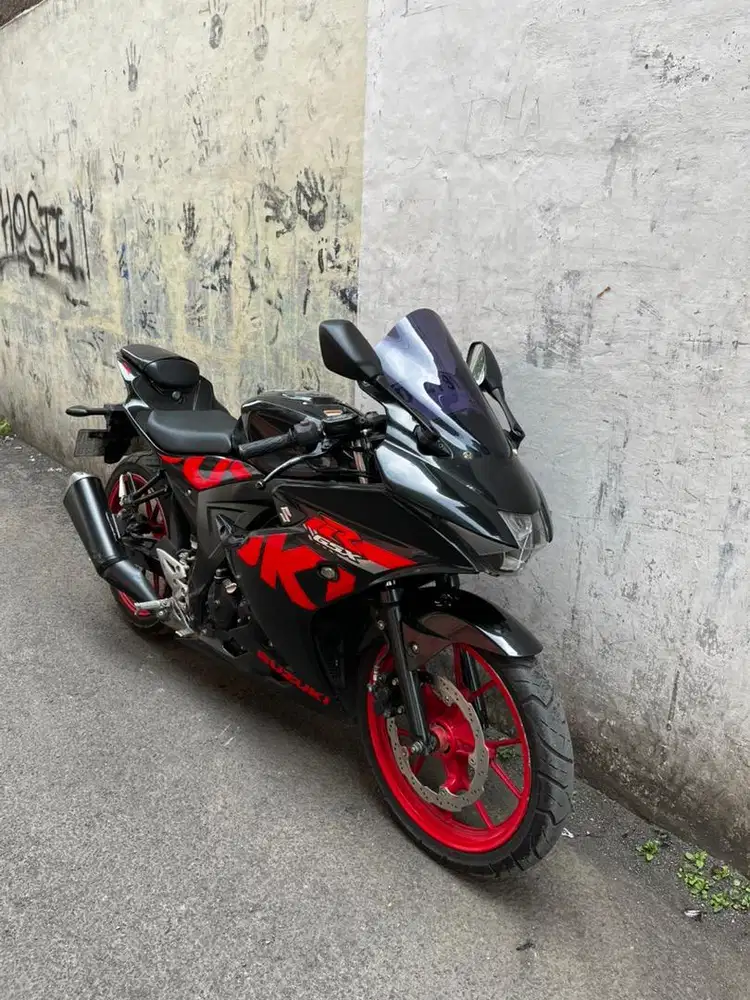 Suzuki gsx r 150 2018