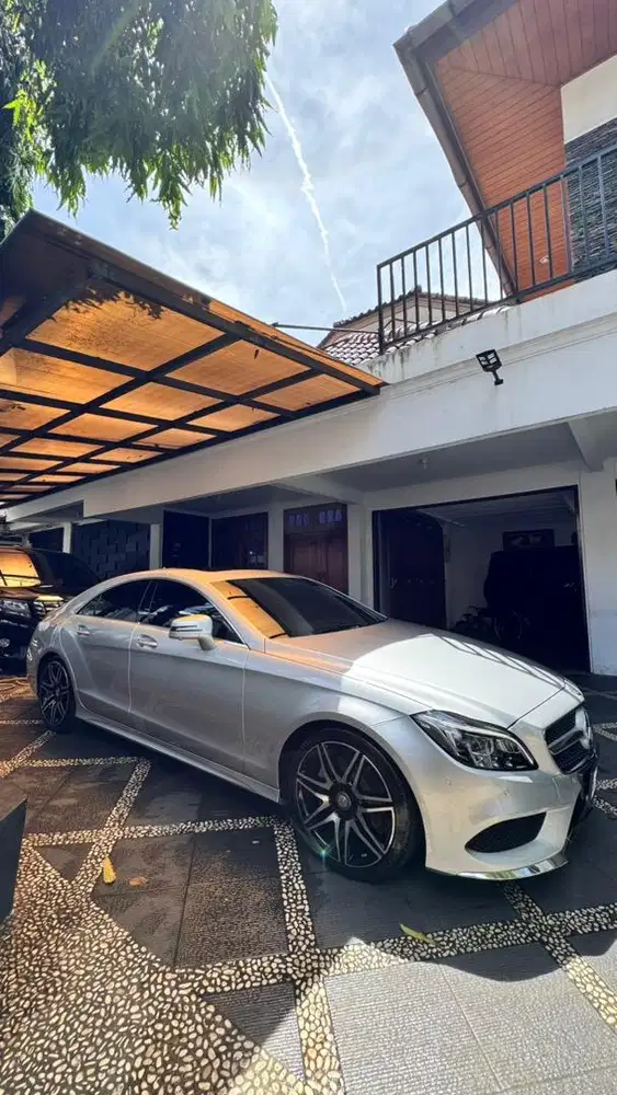 CASH ONLY 13rb Km CLS400 Full Original Service Record Mercindo