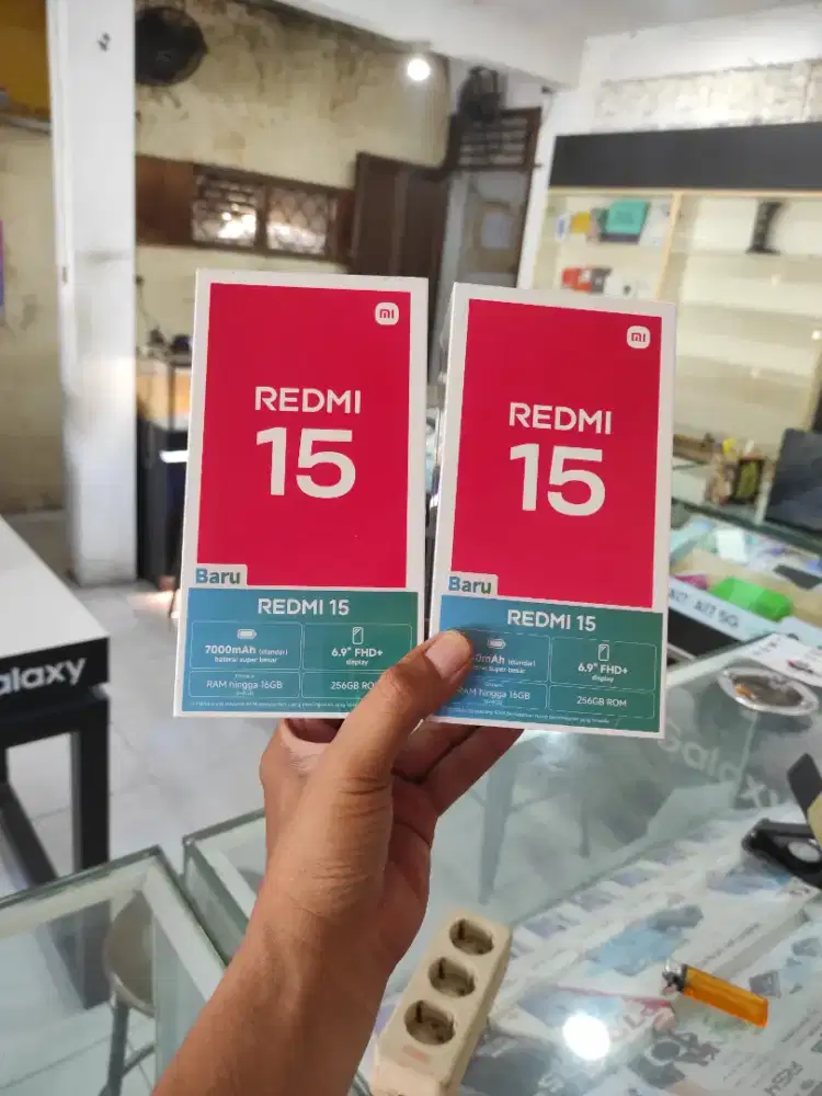 Berminat silahkan WA Xiaomi Redmi 15 NFC 8+8/256 Garansi resmi 15bln