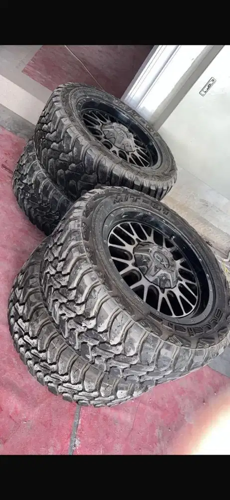 BAN VELG NAVARA RANGER TRITON