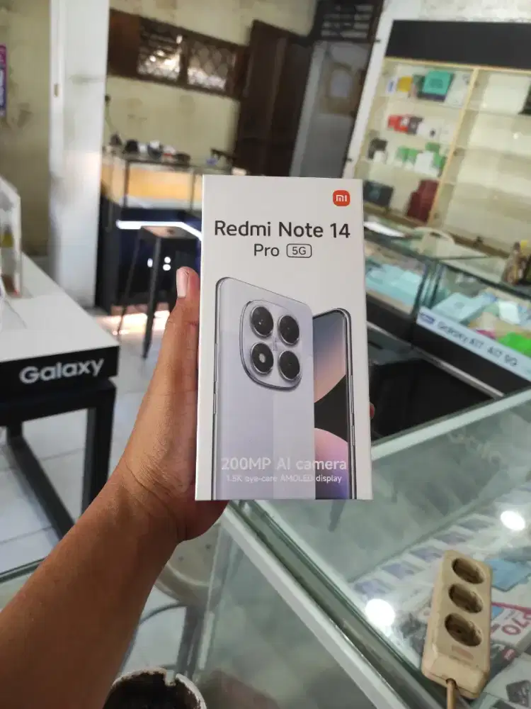 Berminat silahkan WA Redmi Note 14 Pro 5G 12/512 Garansi resmi 15bln