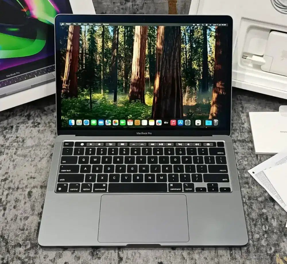 MacBook Pro M2 2022 13 TouchBar 8GB 256GB Gray Fulset iBox Like New