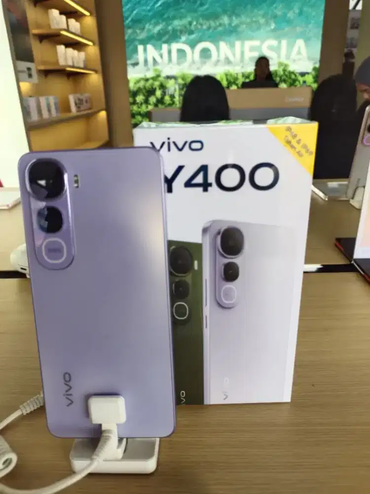 vivo Y400 - Tangguh Ekstrem! 6.67 AMOLED 120Hz Pengisian Cepat 90W