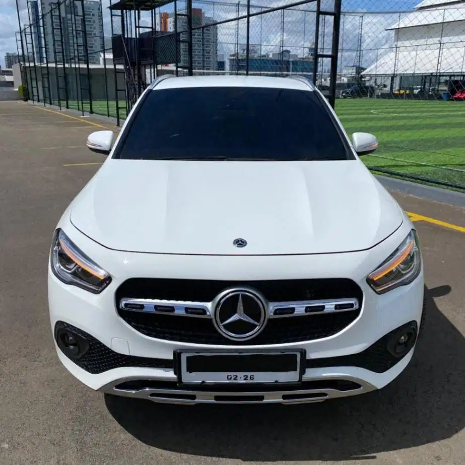 Mercedes Benz GLA200 Tahun 2020