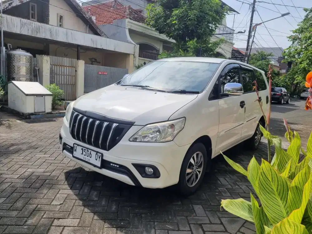 Toyota Kijang Inova 2.0 G manual 2015