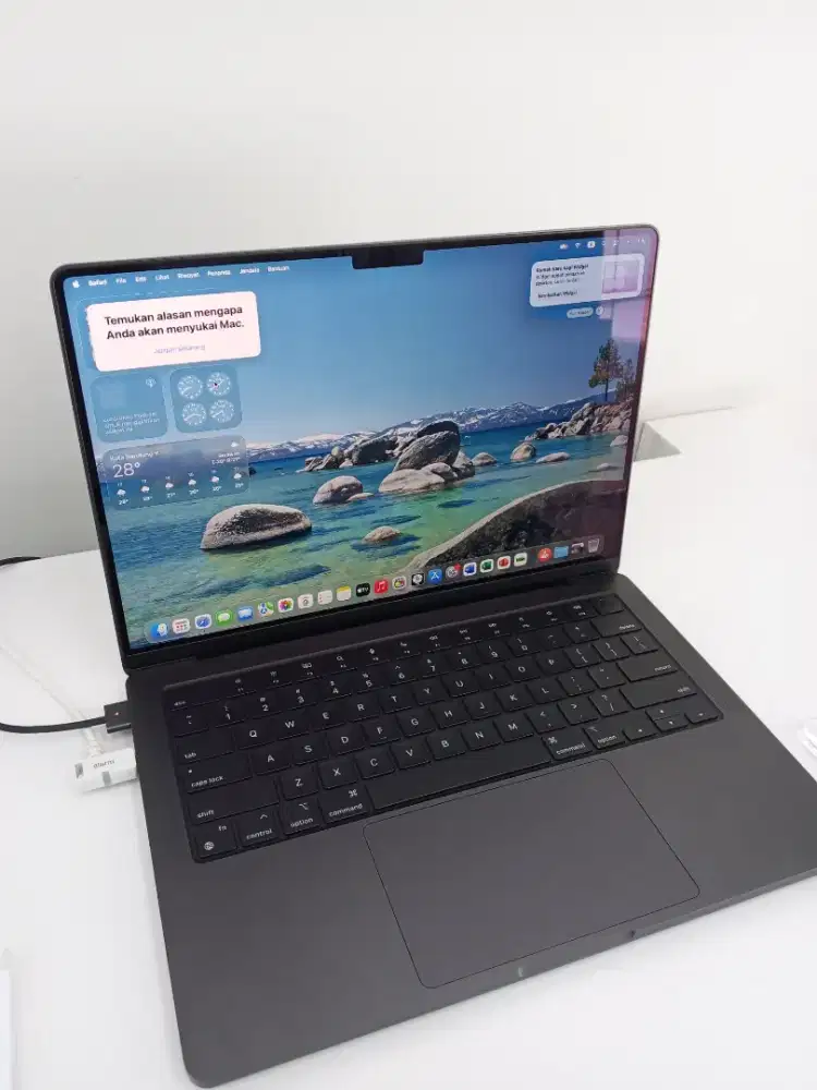 Kredit MacBook Pro M5 garansi iBox