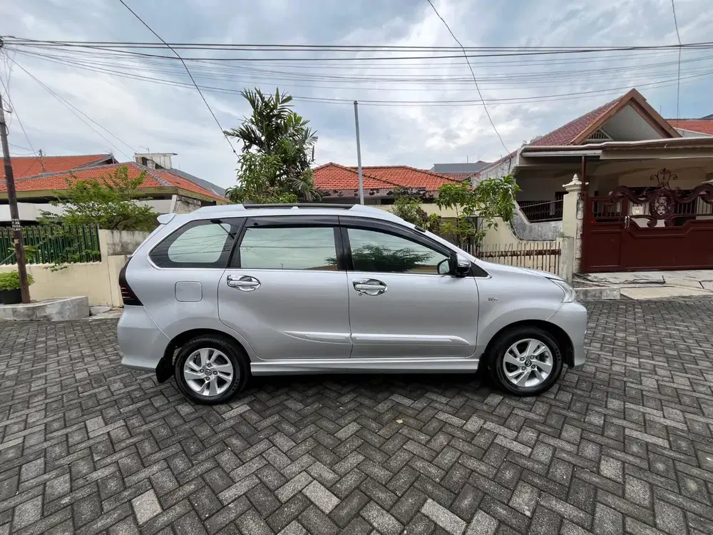 DP 20jt Velos 1.3 Metic 2017 Istimewah