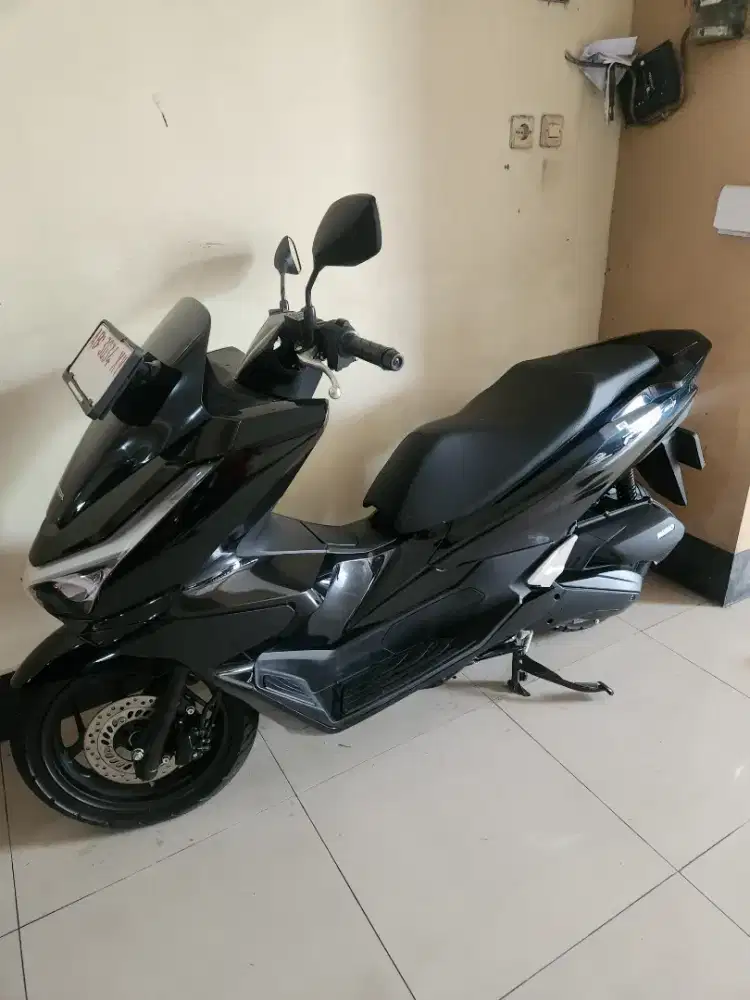 Pcx 160 cbs hitam glosy 2025 bln 11an low km gbm