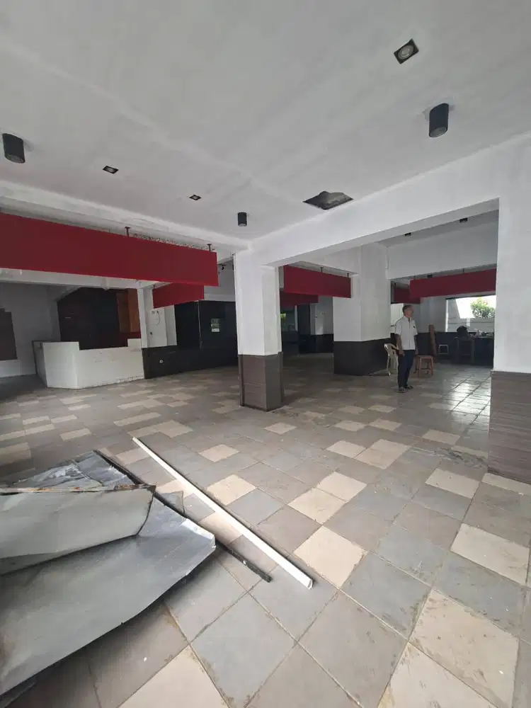 Ruang Usaha Sayap Riau Bandung