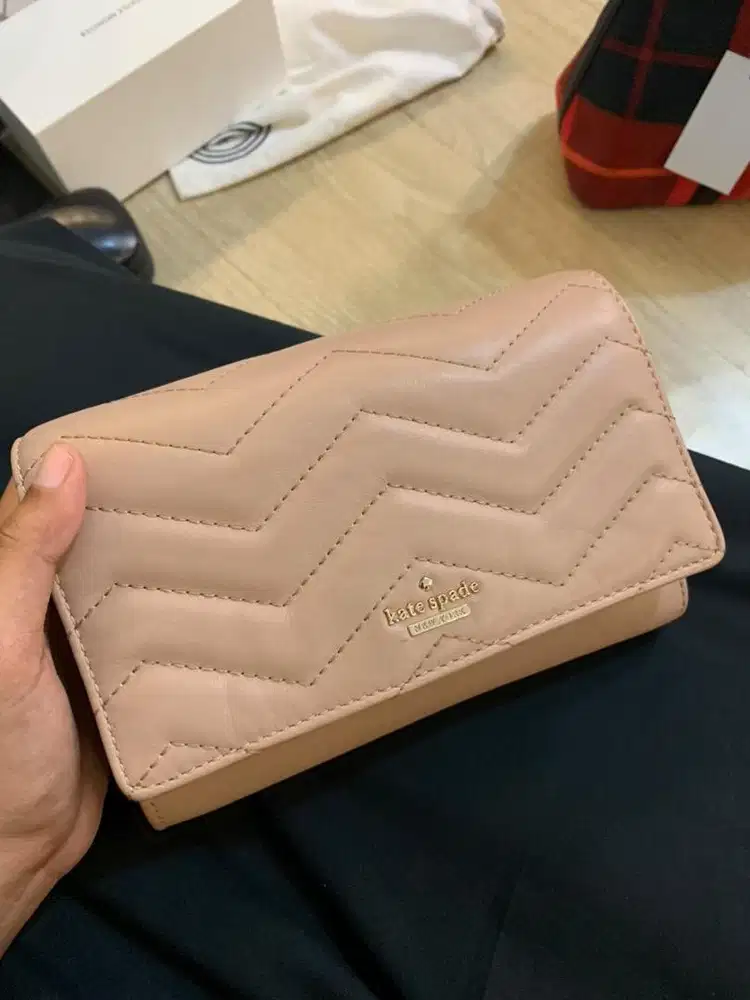 Kate Spade slingbag