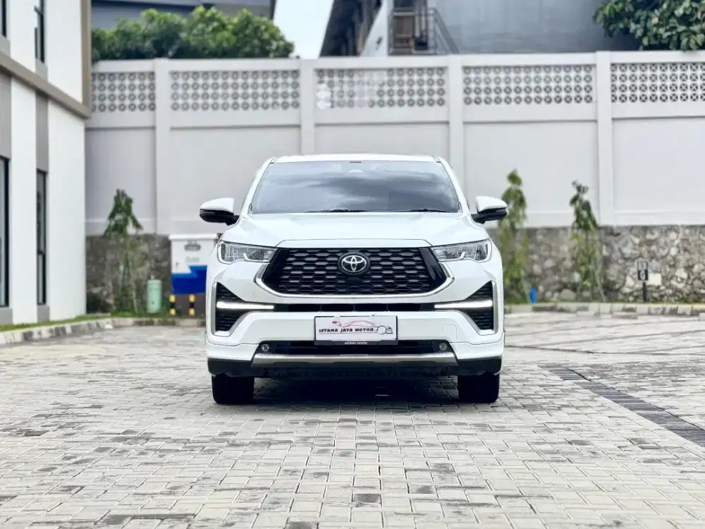 Toyota kijang innova Zenix  2.0 Q HV Modelista TSS at 2023